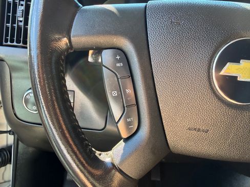 Used 2022 Chevrolet Express 3500 UNAVAIL RWD image 15