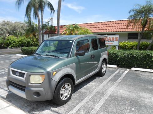 Used 2005 Honda Element 2WD LX image 1