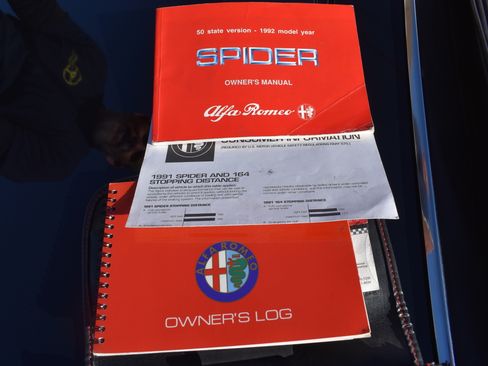 Used 1992 Alfa Romeo Spider Veloce image 24