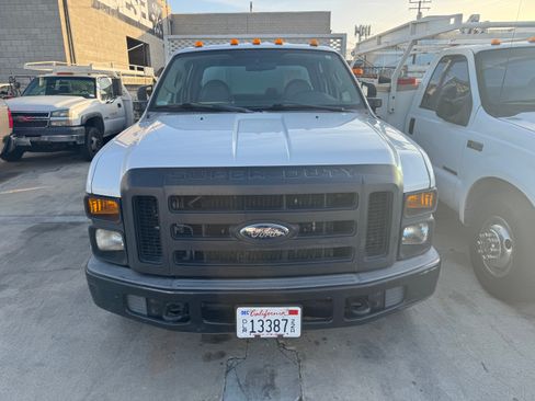 Used 2008 Ford F350 XL image 6
