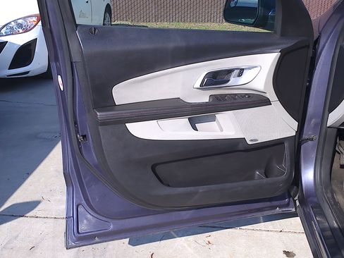 Used 2013 Chevrolet Equinox LT image 9