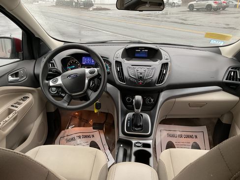 Used 2013 Ford Escape SE image 9
