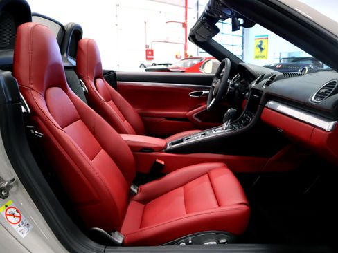 Used 2024 Porsche 718 Boxster GTS image 20
