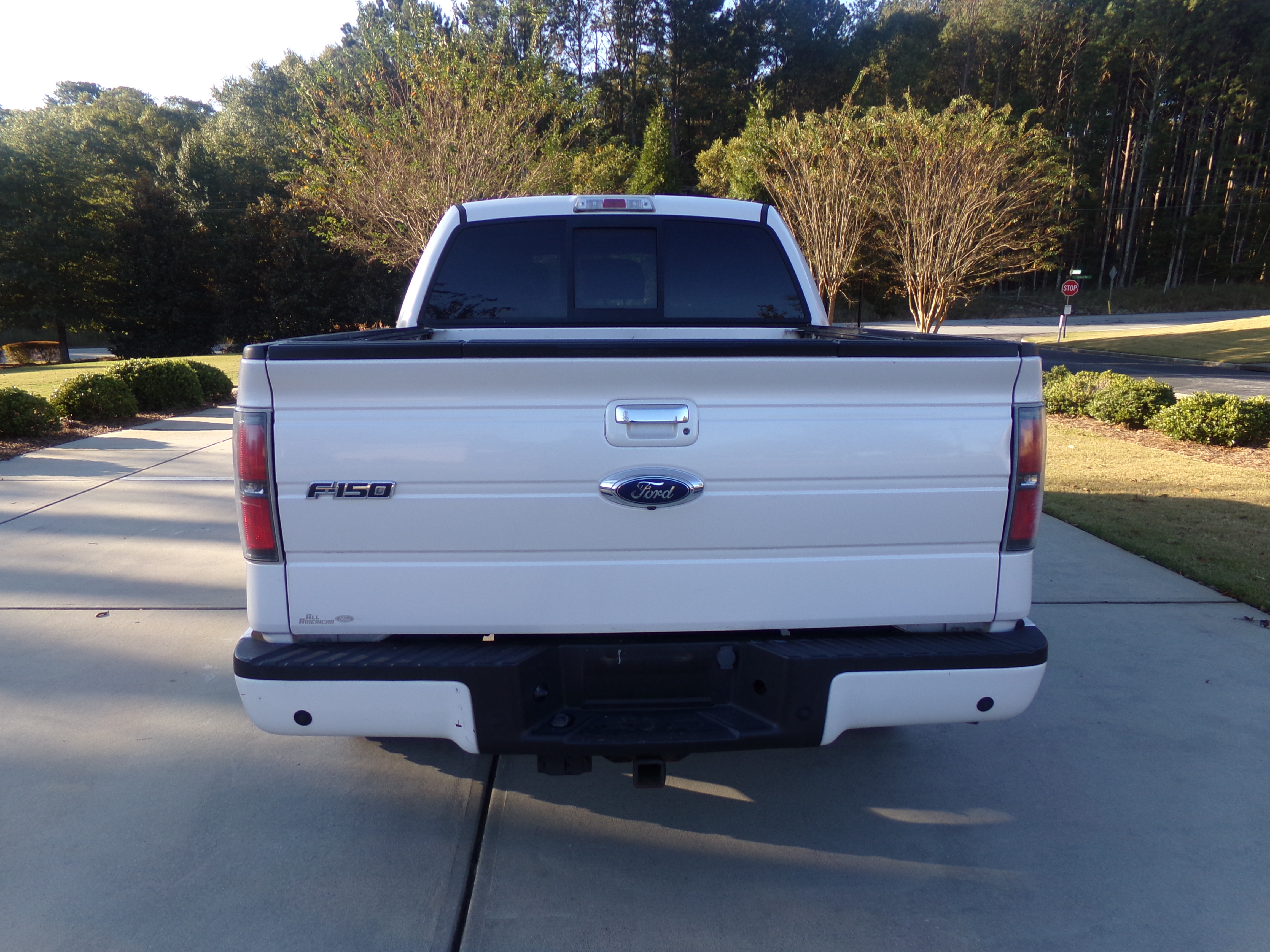 Used 2011 Ford F150 Lariat Limited AWD/4WD image 4