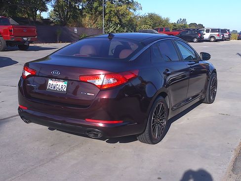 Used 2012 Kia Optima EX Turbo FWD image 4