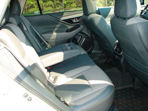 Used 2023 Subaru Outback Onyx Edition XT image 10