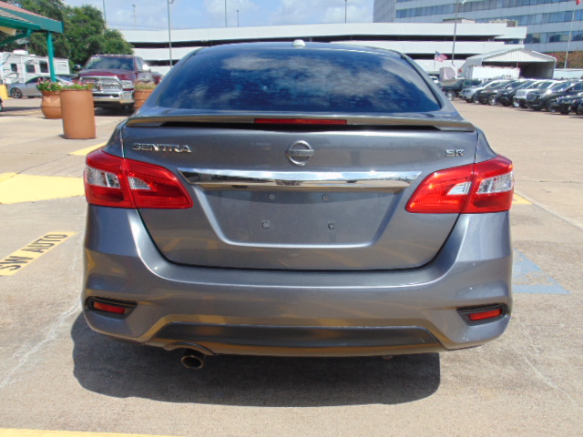 Used 2019 Nissan Sentra SR FWD image 7