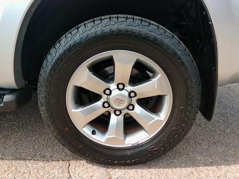 Used 2007 Toyota 4Runner Limited image 18