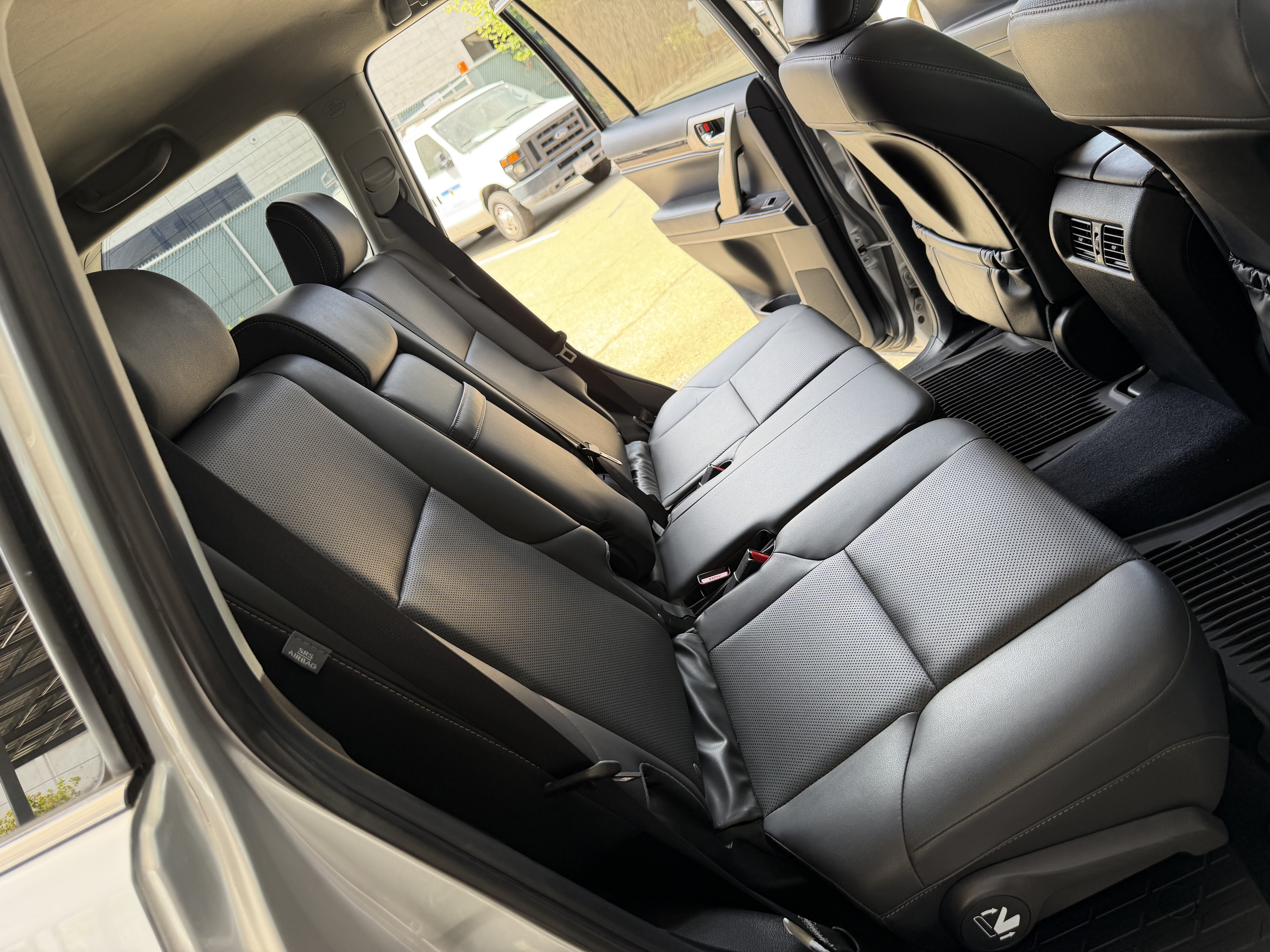 Used 2014 Lexus GX 460 AWD/4WD image 36