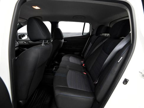 Used 2022 Nissan Leaf SV Plus image 42