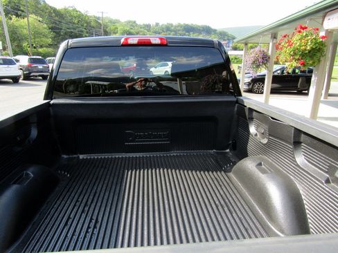 Used 2017 Chevrolet Silverado 1500 4x4 Crew Cab LT image 15
