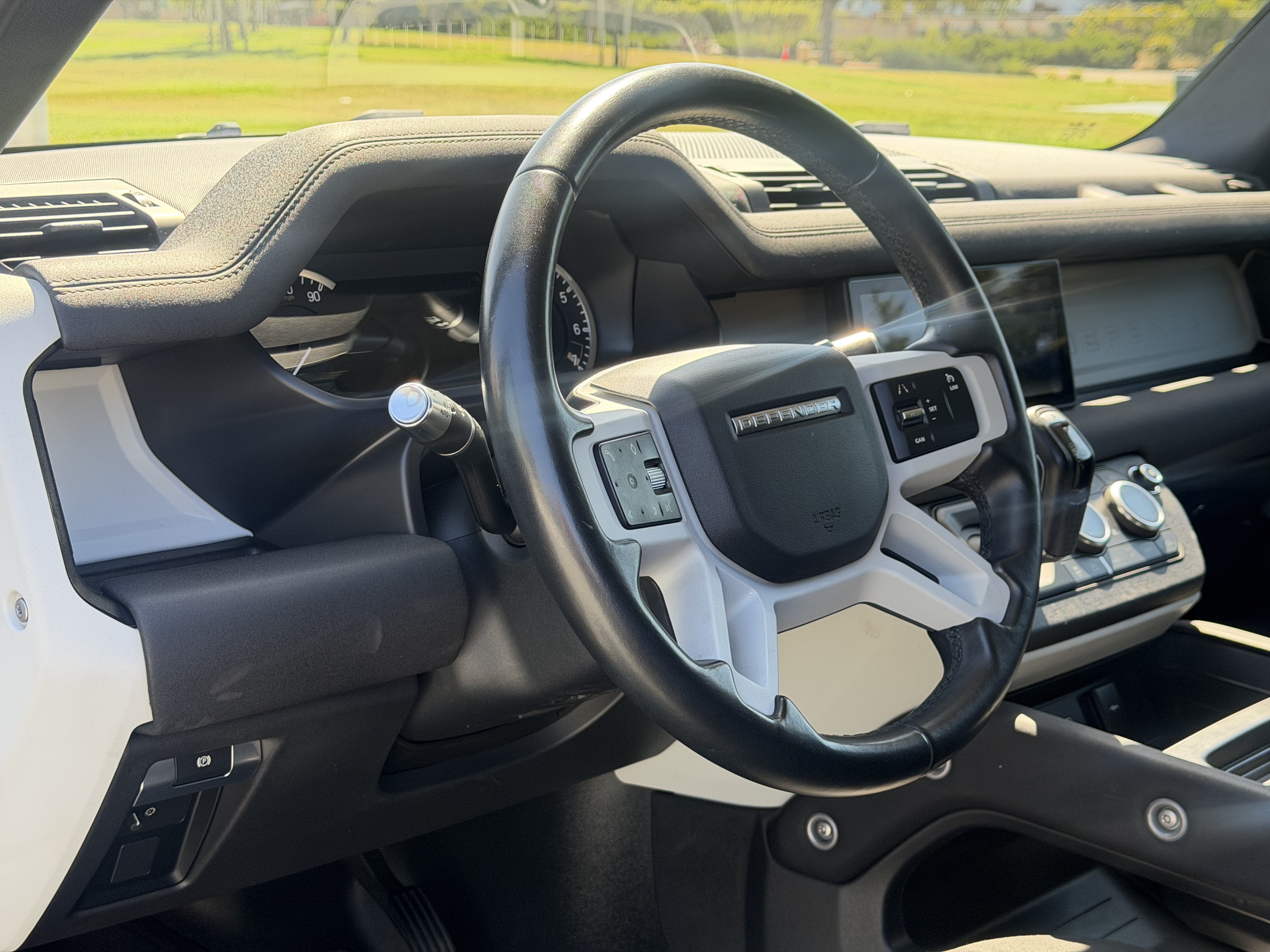 Used 2020 Land Rover Defender 110 AWD/4WD image 13