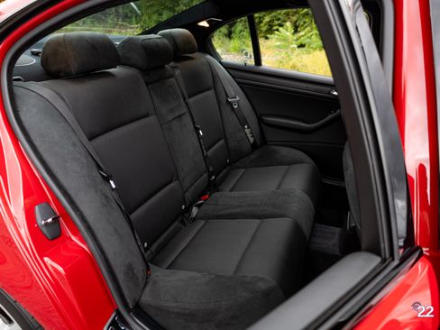 Used 2005 BMW 330i image 44