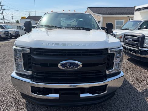 Used 2019 Ford F250 4x4 SuperCab Super Duty image 2