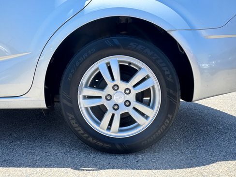 Used 2016 Chevrolet Sonic LT Sedan FWD image 15