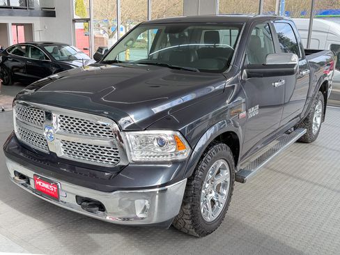 Used 2013 RAM 1500 Laramie image 3