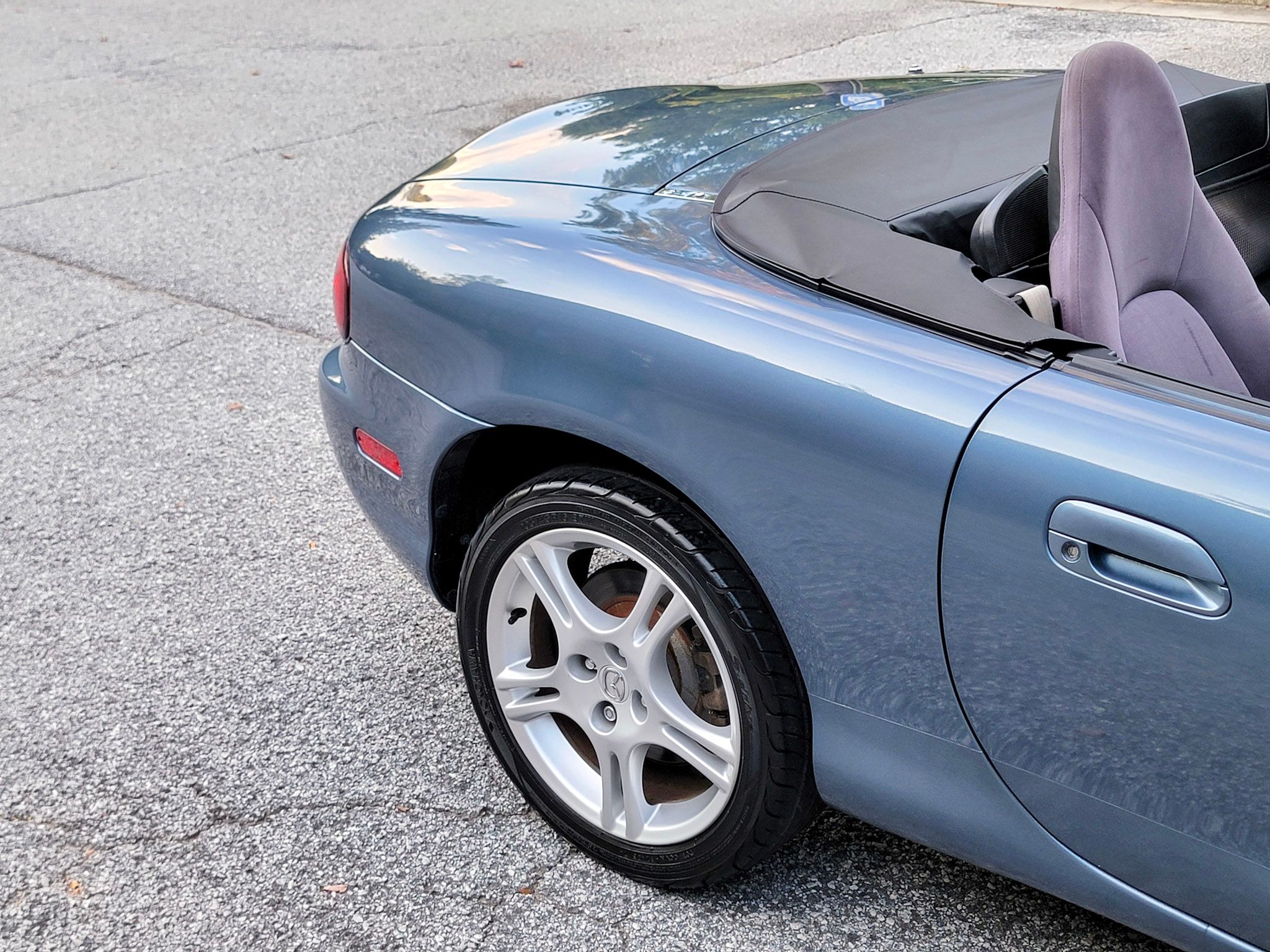Used 2005 MAZDA MX-5 Miata UNAVAIL RWD image 50