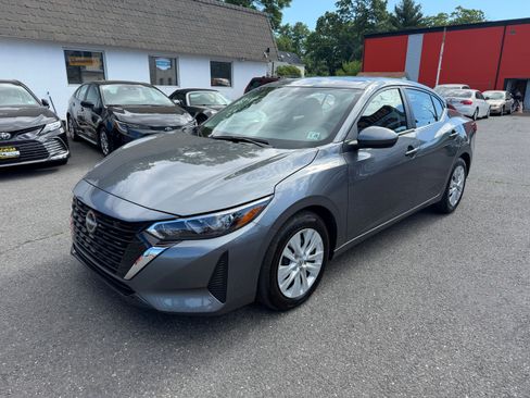 Used 2024 Nissan Sentra S FWD image 19