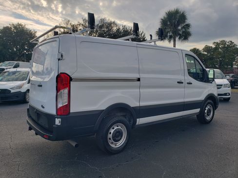 Used 2023 Ford Transit 250 image 5