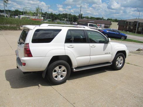 Used 2003 Toyota 4Runner 4WD Limited image 10
