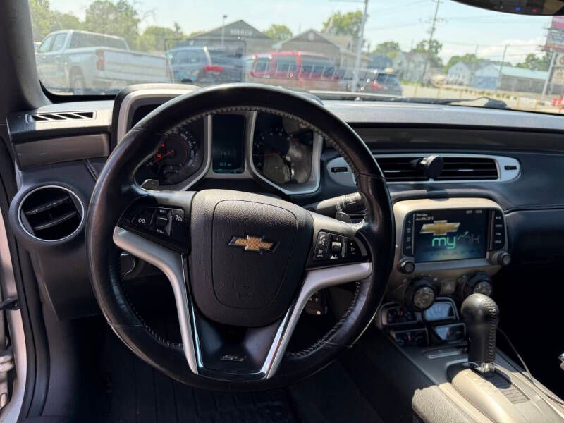 Used 2013 Chevrolet Camaro SS w/ RS Package RWD image 12