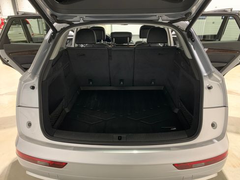 Used 2018 Audi Q5 2.0T Premium image 19