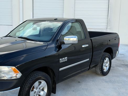 Used 2013 RAM 1500 ST RWD image 22