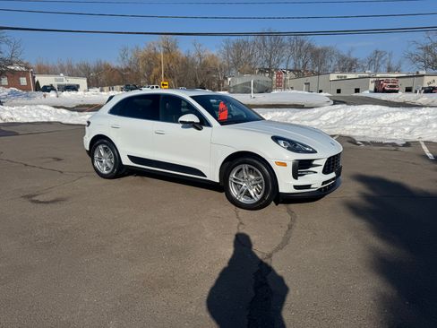 Used 2019 Porsche Macan S image 3