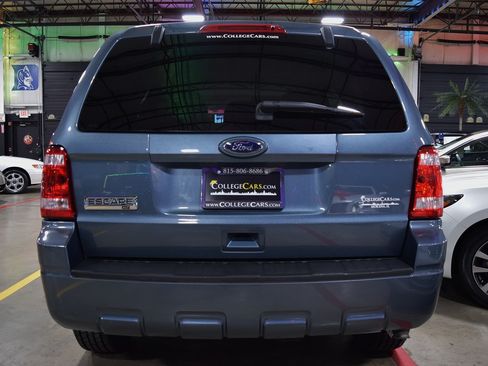 Used 2011 Ford Escape XLT image 9
