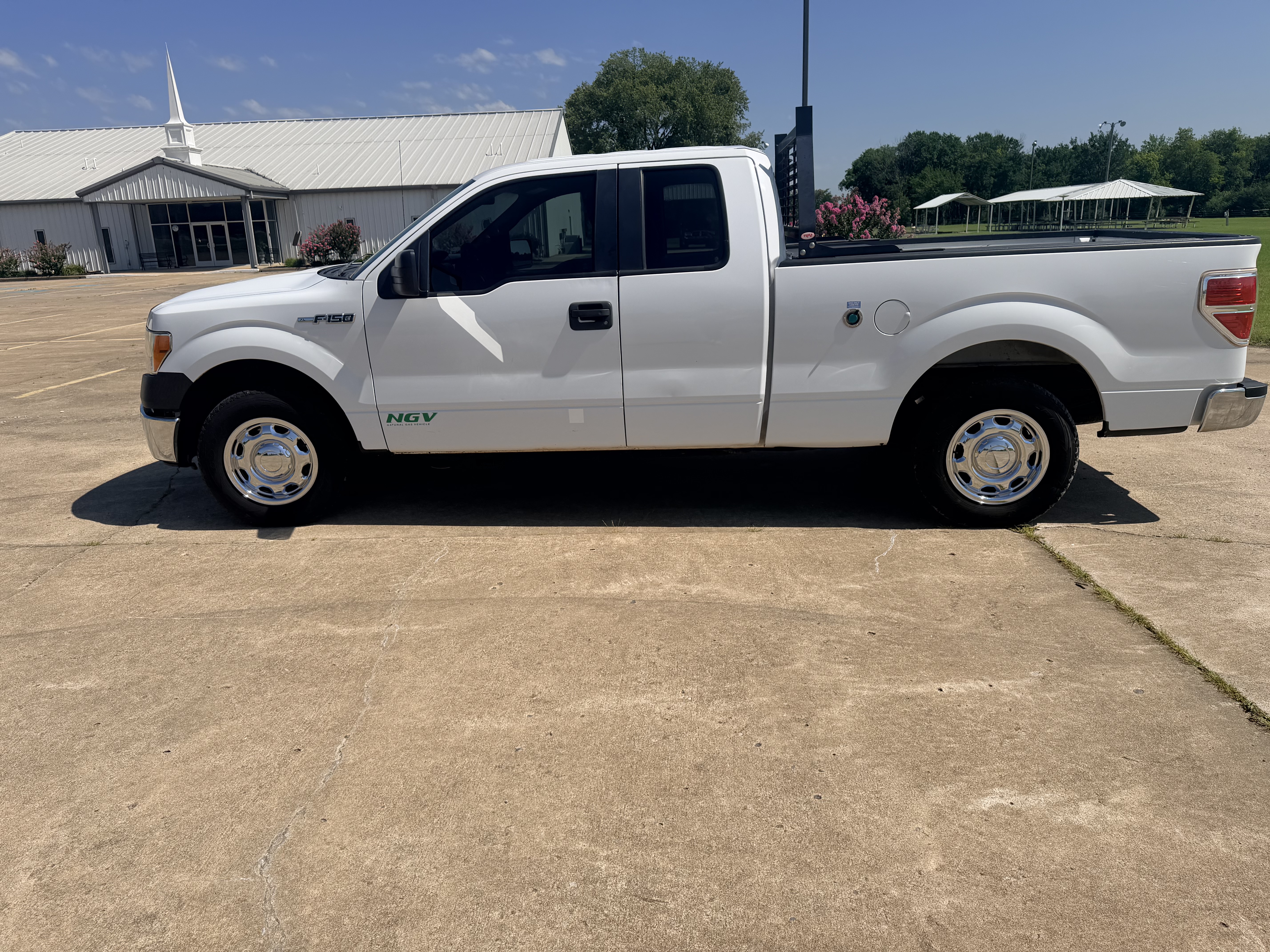 Used 2014 Ford F150 2WD SuperCab image 8