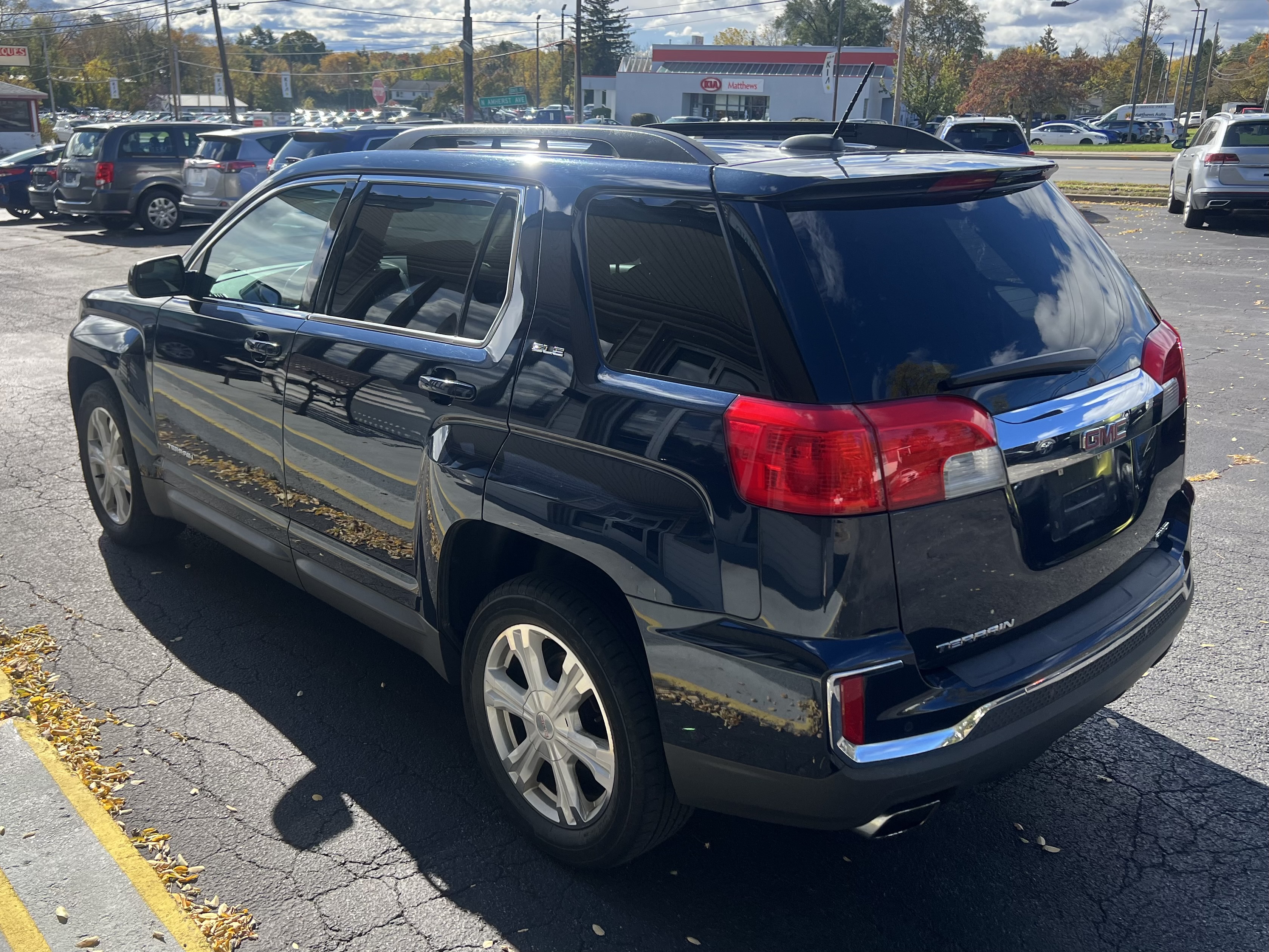 Used 2017 GMC Terrain AWD SLE w/ SLE-2 image 3