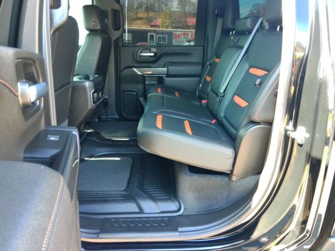 Used 2022 GMC Sierra 2500 AT4 image 47