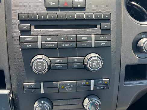 Used 2014 Ford F150 4x4 Regular Cab XL image 6