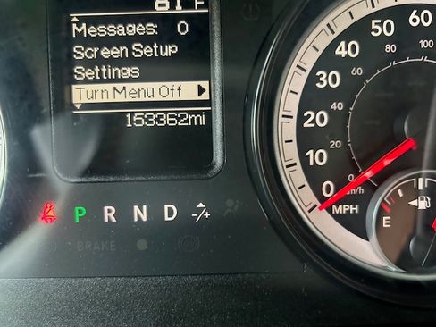 Used 2014 RAM 1500 4x4 Crew Cab ST image 12