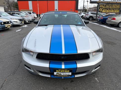 Used 2012 Ford Mustang Premium image 26