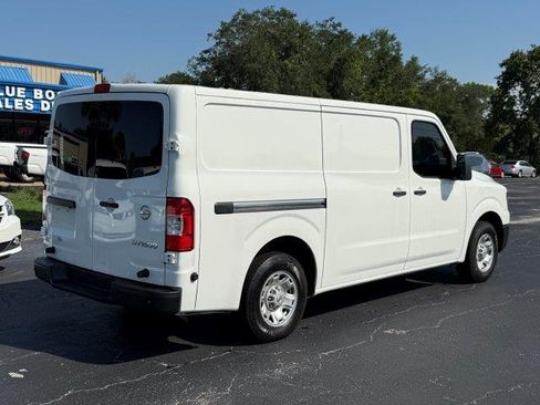 Used 2021 Nissan NV 1500 S image 7