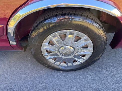 Used 2005 Mercury Grand Marquis GS image 24