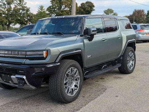 Used 2024 GMC Hummer EV 3X image 2