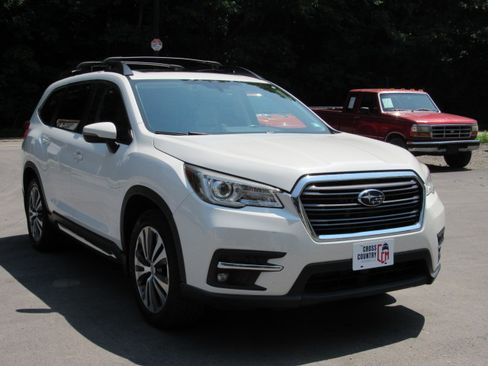 Used 2019 Subaru Ascent Limited 7-Passenger AWD/4WD image 10