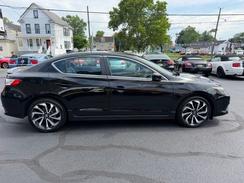 Used 2018 Acura ILX w/ Special Edition Package FWD image 23