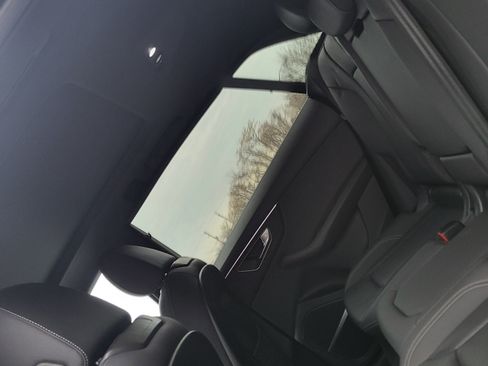 Used 2021 Audi Q8 Premium Plus image 13