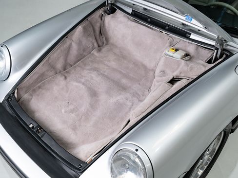 Used 1989 Porsche 911 Carrera Coupe RWD image 50
