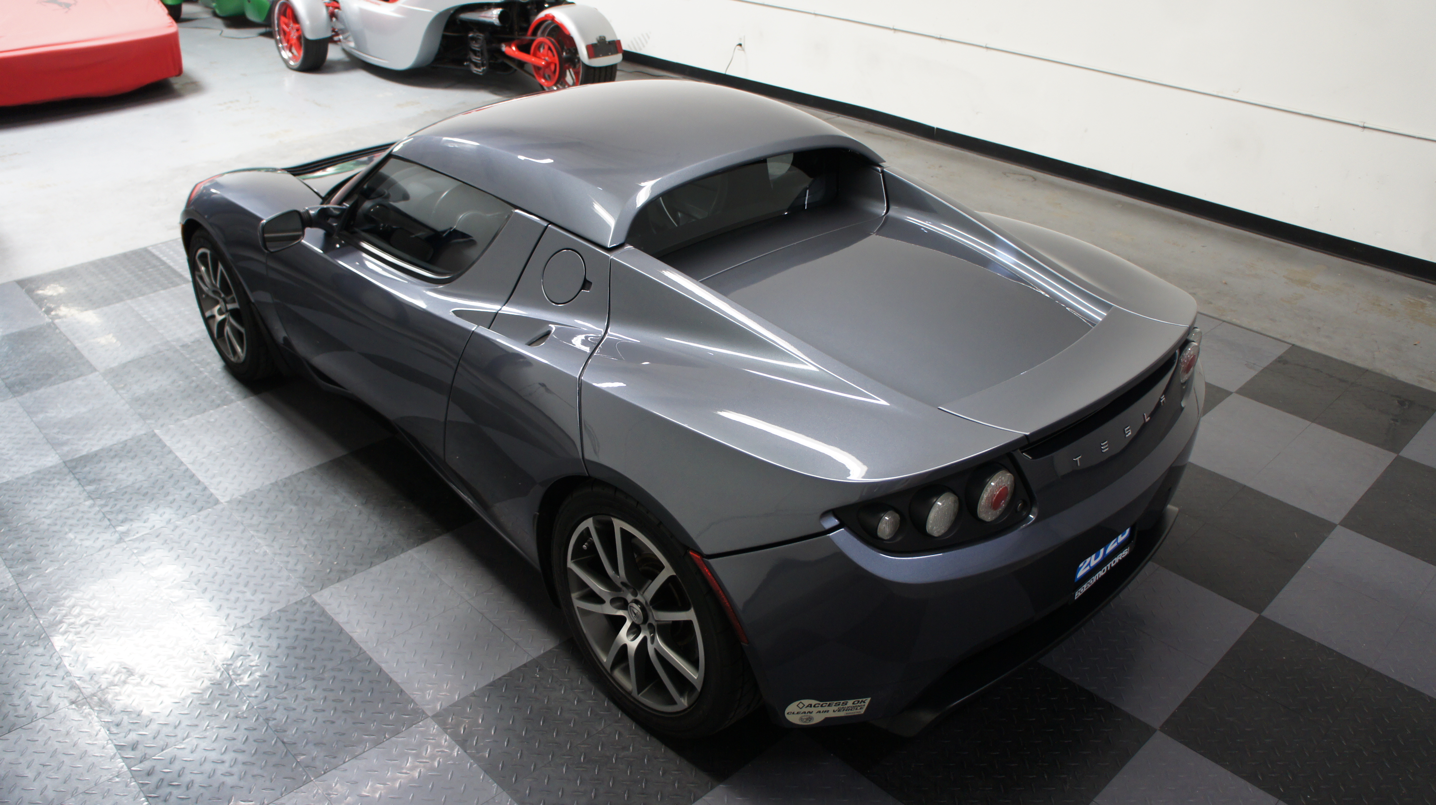 Used 2008 Tesla Roadster RWD image 12