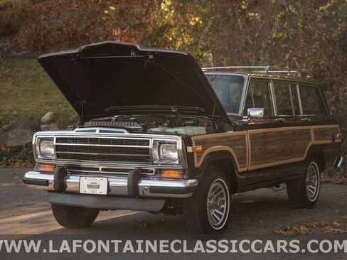 Used 1991 Jeep Grand Wagoneer image 49