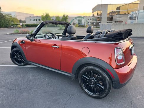 Used 2013 MINI Cooper Convertible FWD image 15