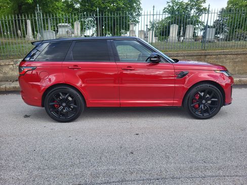 Used 2019 Land Rover Range Rover Sport SVR AWD/4WD image 3