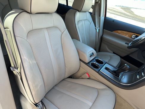 Used 2015 Lincoln MKX image 14