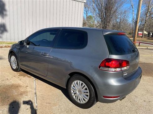 Used 2013 Volkswagen Golf image 2