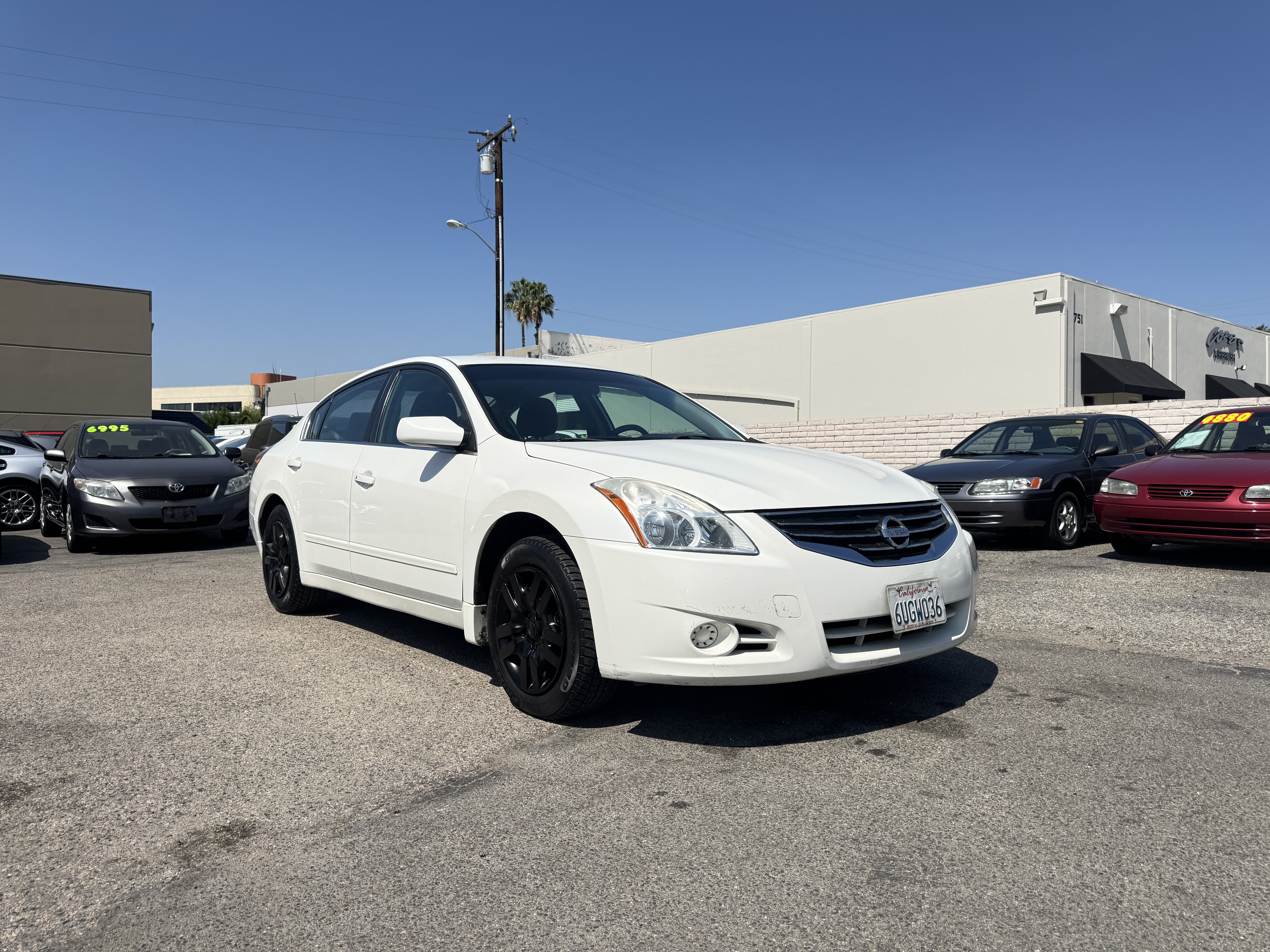 Used 2012 Nissan Altima 2.5 S Sedan FWD image 12