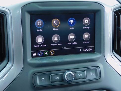 Used 2020 Chevrolet Silverado 2500 4x4 Crew Cab Custom image 5
